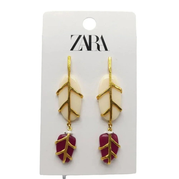 ZARA NEW WOMAN SS24 GOLDEN COLOURED RHINESTONE EARRINGS REF:1124/002 SALE - Picture 1 of 5